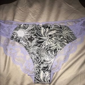 VS Luxe panty